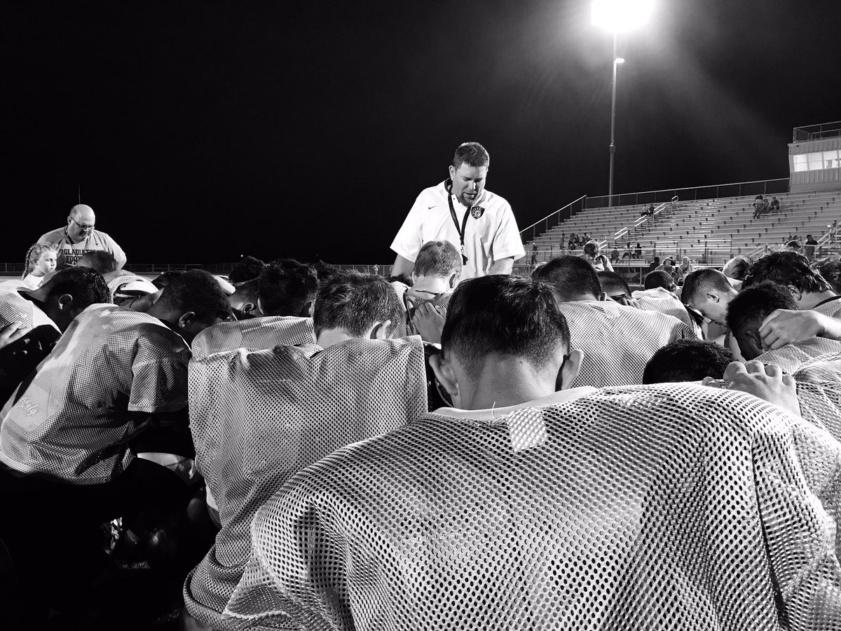IamHaseanMarion's tweet photo. More of my #DailyLightSports favs. https://t.co/x2WkoAQMOd