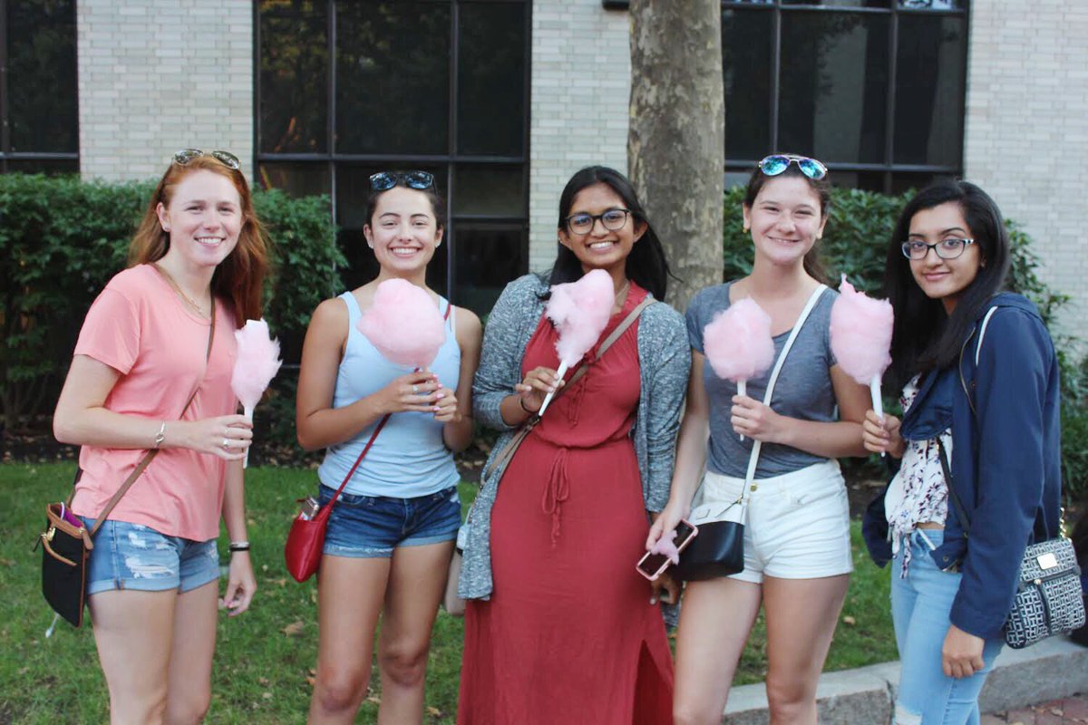 What a great way to kick off Welcome Week with our Fall ResHall Carnival! Raffles winners will be contacted soon!