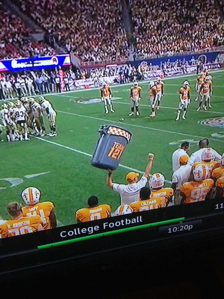 jthauk's tweet photo. @UTCoachJones alumni pitched in for a new home for your family. https://t.co/smH9k6p1Nm