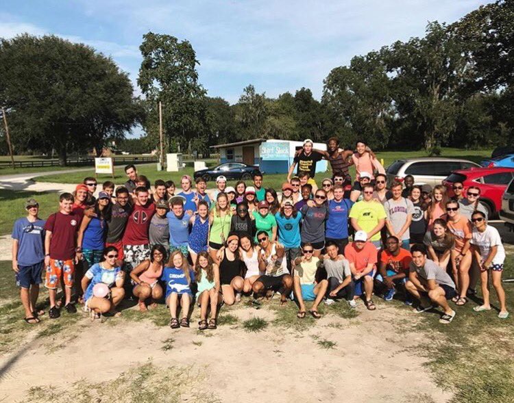 kurtshiver's tweet photo. Labor Day squad goals on the Ichnetucknee. #ufbcm #sfcbcm https://t.co/msx4F2ePlu