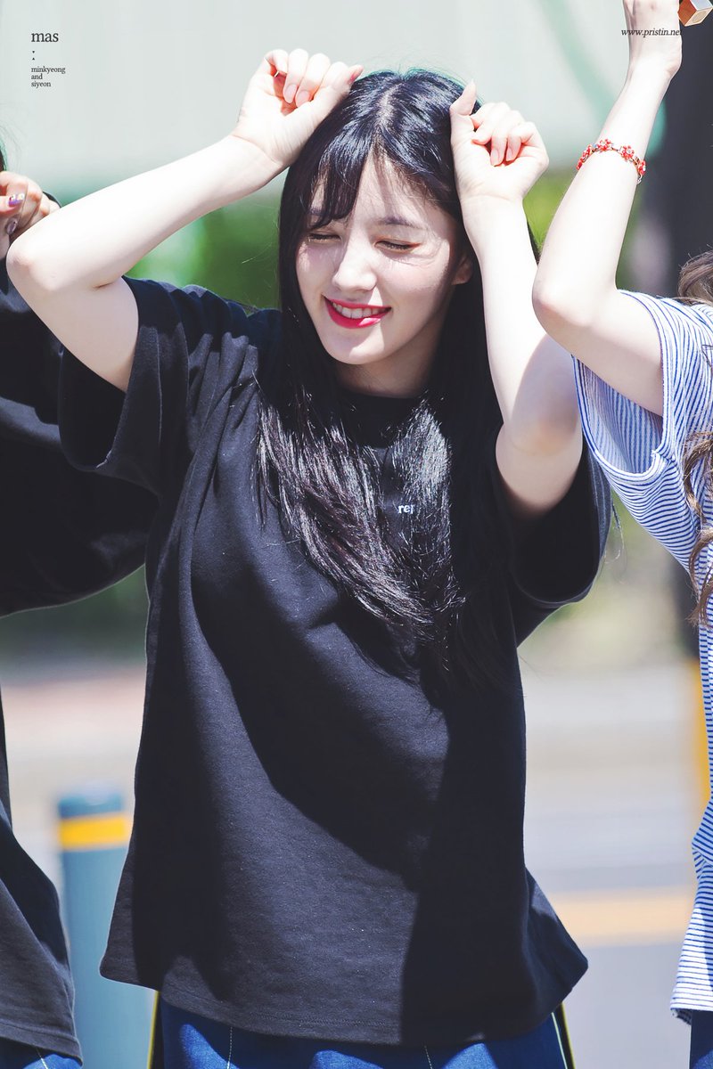 MAS_PLDZ's tweet photo. 170902 #Pristin 미니팬미팅
#프리스틴 #Xiyeon #시연

https://t.co/nEfWlSnvo0
https://t.co/6aAFWguJgW
https://t.co/5CZ4jmBpLg https://t.co/kMsz9ZPuV4