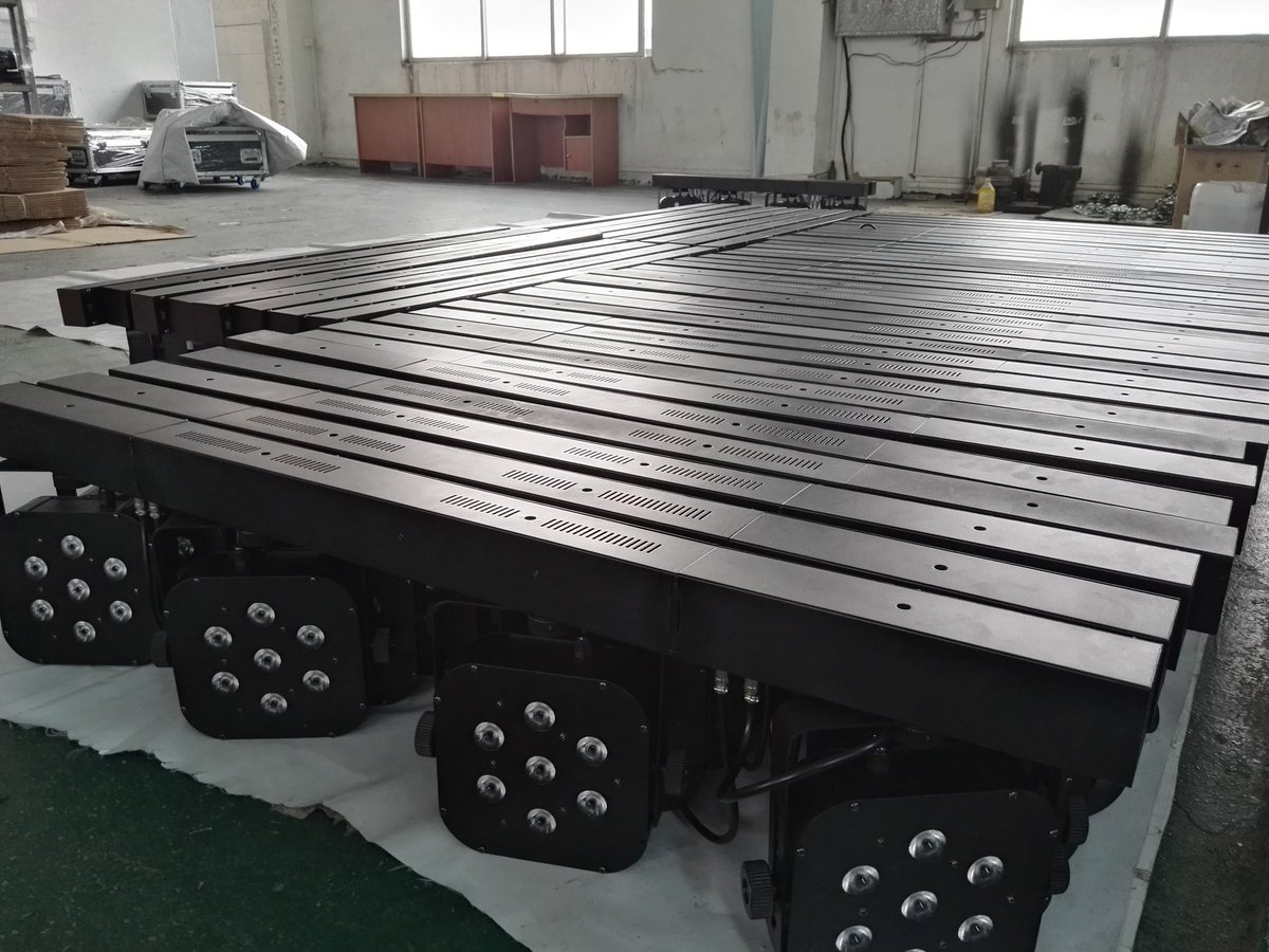 Sales2Vickey's tweet photo. 7*10W 4 Par set
WhatsApp/Wechat: +86 187 1938 8984
Email: sales2@newcaiyi.com https://t.co/uyjvjAs0u9