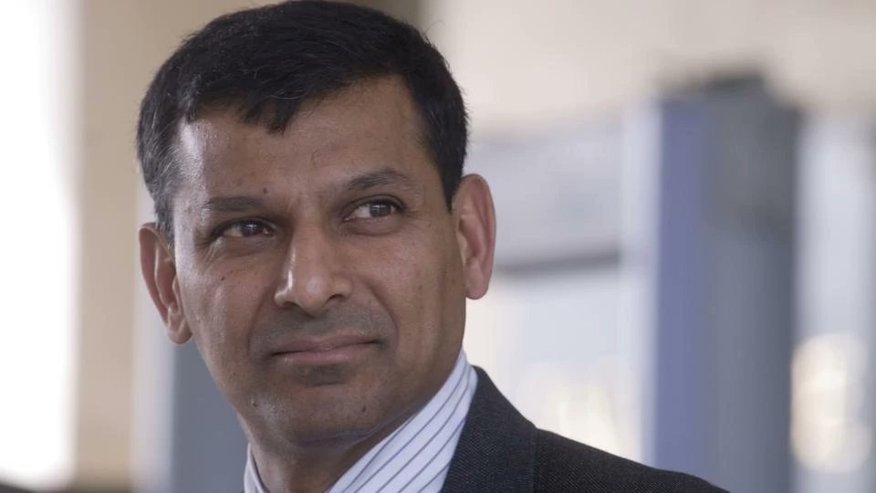htTweets's tweet photo. Raghuram Rajan breaks silence, says neither he nor RBI under him wanted demonetisation https://t.co/IhdrdQQz1T
(report by @rajeshmahapatra) https://t.co/2k4Cz2kZox