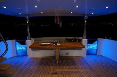 TorLuxLeisure's tweet photo. We still have more #prizes to #giveaway. If you are up for travel and want to #win FOLLOW US &amp; RETWEET this message - Tell your friends #lux https://t.co/afvJpqqlIR