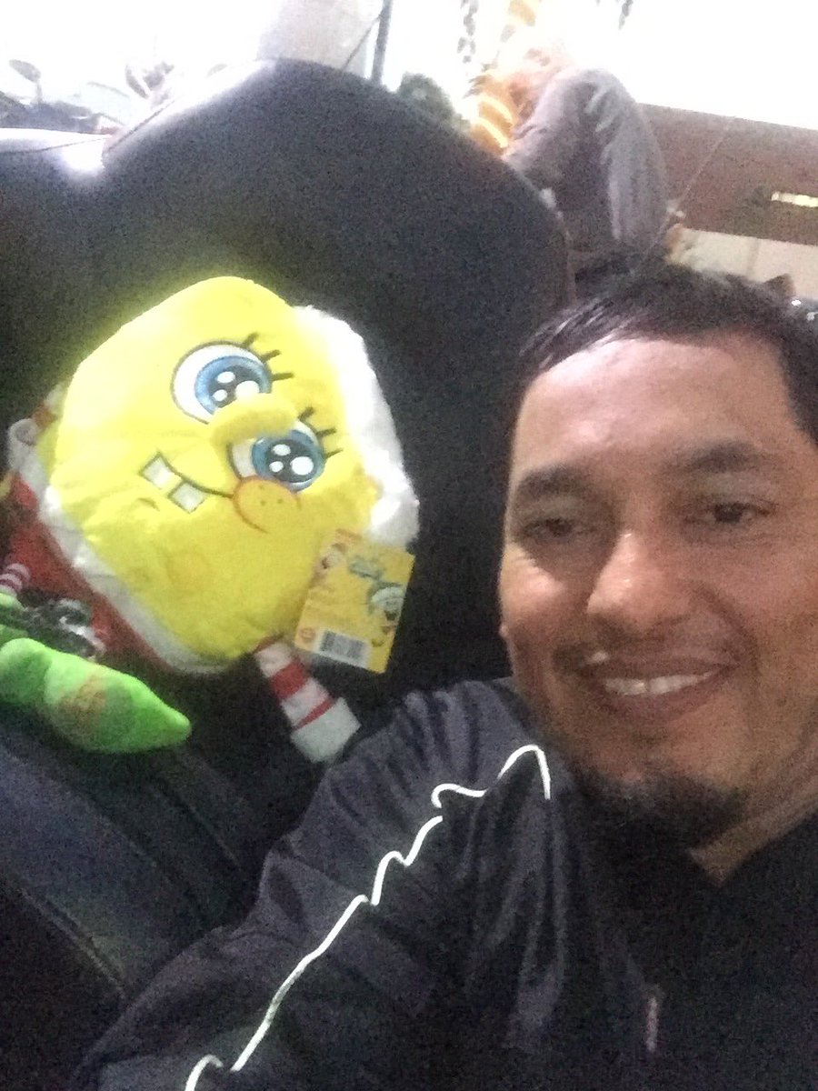 ElSamconpanza's tweet photo. Roberto sponge and I just made it #3fc2017 https://t.co/gBLfG5m4vx