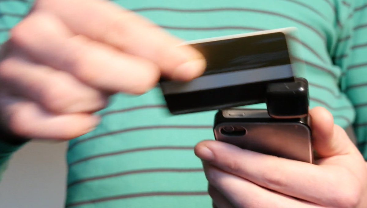 Paymentix's tweet photo. Is your business on the go ? Start accepting credit cards anywhere business takes you with #paymentix #mobileswiper #mobilereader https://t.co/YK7p0qAU7i