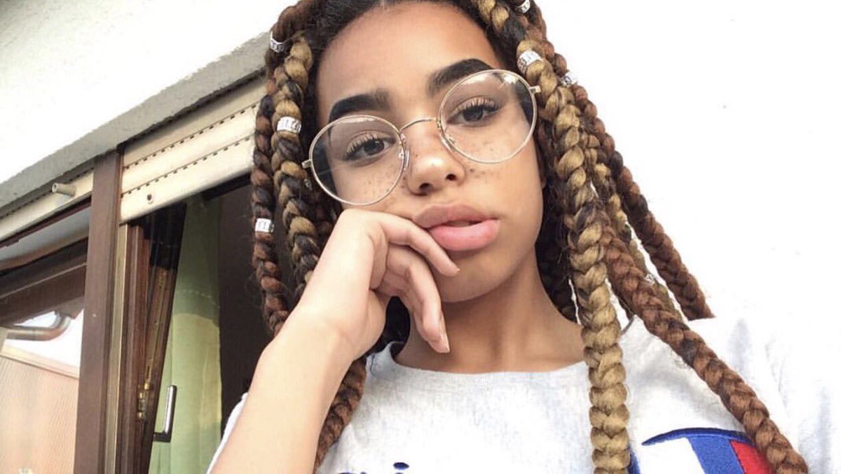 bcbyhoe's tweet photo. new fake 🍇 https://t.co/LarsQsLg53