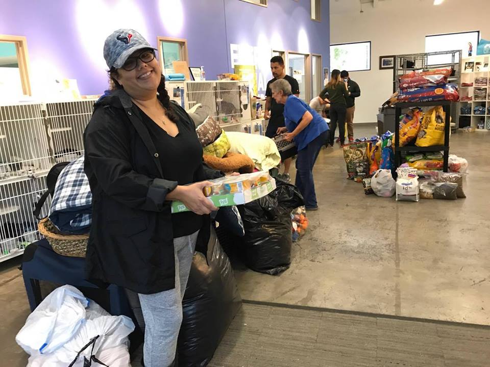 How lucky are we? <a href="/DownHouseHTX/">Down House</a> showered us with supplies. Thank you for being a generous and caring neighbor! #HoustonStrong #FFLArmy