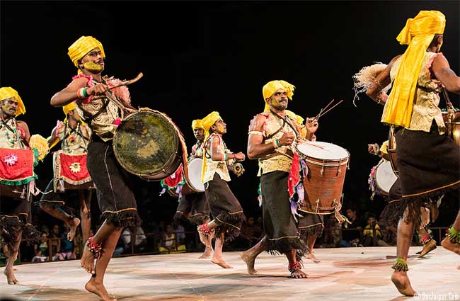 Dollu Kunitha Dance