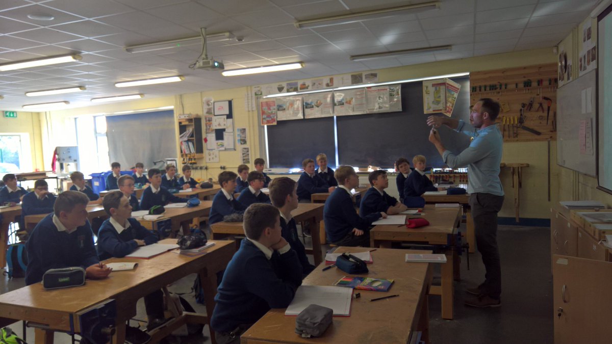 CBSNenagh's tweet photo. Some of our new students experiencing their first Materials Technology class with Mr Lee this morning! @NenaghGuardian https://t.co/c9SLyROJZK