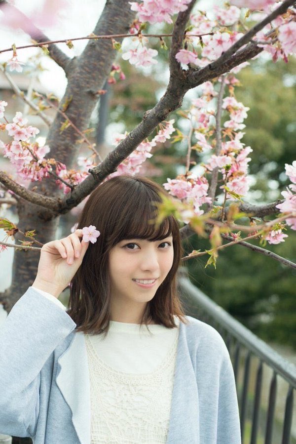 Nogi_NaBe46's tweet photo. ついにフォロワーさんが1000人超えました！✨
皆さんほんとにありがとうございます🙏🙇
自分の1つの目標として立ててたことなので達成出来て嬉しいです😊😊😊

#西野七瀬
#西野七瀬好きな人RT
#乃木坂
#乃木坂好きな人RT
#RTした坂道垢フォローする https://t.co/PSsdwEwsJs