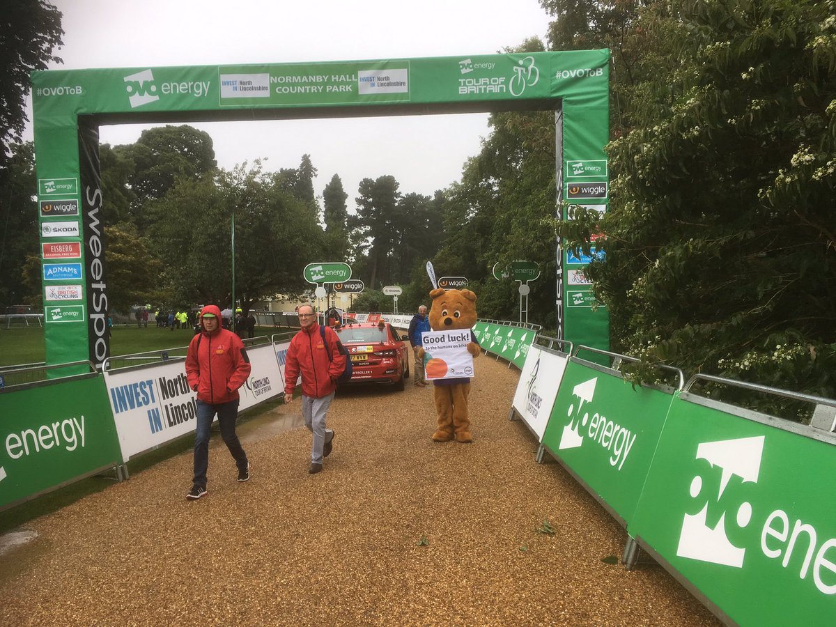 OngoBear's tweet photo. https://t.co/mfwqKw6cLq.EVER 😄🐻I'm at the start of the @NorthLincsToB look out for me on the TV! @TourofBritain 🚴‍♀️🚴🏾 https://t.co/xBotxlaLqa