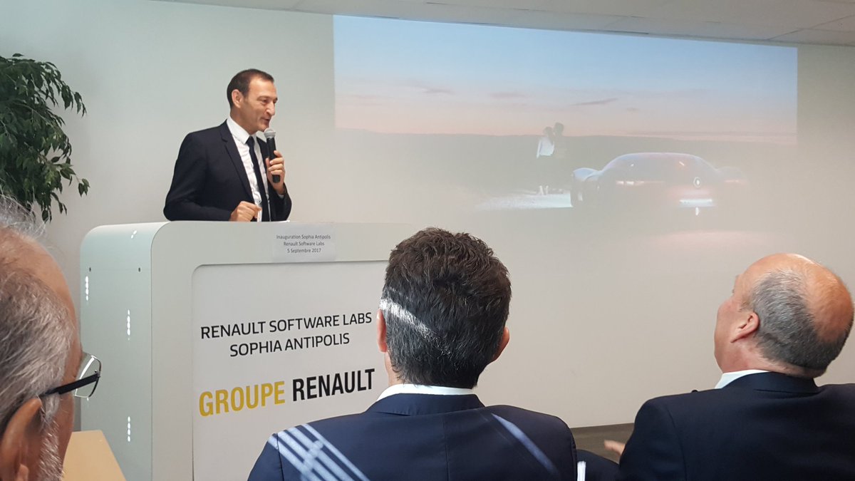 LLondeix's tweet photo. Inauguration du #RenaultSoftwareLabs de #SophiaAntipolis, + de 100M de lignes de code dans la #VoitureConnectée! @Groupe_Renault #automotive https://t.co/dt1sBT8YM6