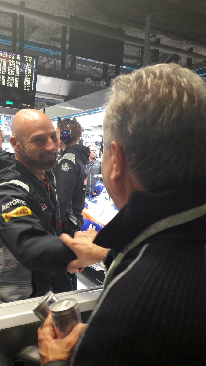 Durango_team's tweet photo. Sunday in Monza!!!
#DURANGO
#MONZACIRTUIT
#F1
#ALONSO
#REDBULL
#MCLARENHONDA https://t.co/dUjqzEabn2