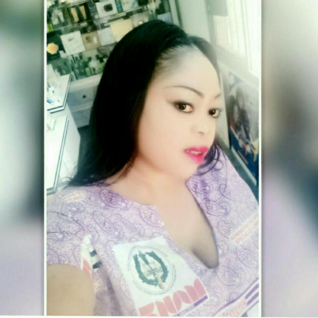 biscuitdemer's tweet photo. Chic et glamourrr https://t.co/KpxoSnSuq2