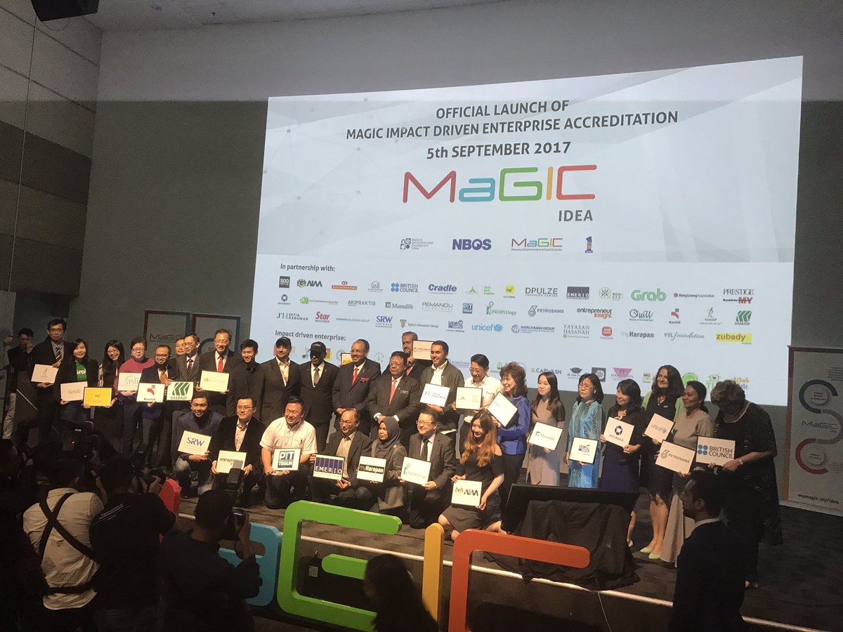 ZainiUjang2's tweet photo. Social innovation accreditation programs launched by Tan Sri KSN. Congrats MaGIC! @DrAliHamsa @NajibRazak @mpkotamarudu @mpkotabelud https://t.co/XbV8m5smlY
