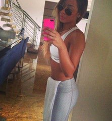 PandoraTourTour's tweet photo. #Rafaella, la hermana de #Neymar #Instagram 4 U :) lol https://t.co/GLnuVELUbx https://t.co/taGNW5V20N