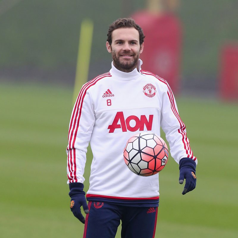 ManUtd_OT68's tweet photo. @juanmata8 Day24. @juanmata8 ❤️ https://t.co/naiRzpfLTN