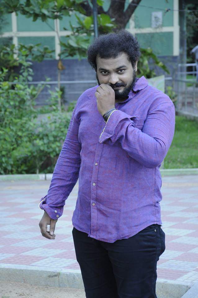 prabhu75879487's tweet photo. #தளபதி அவர்களின் நல்லாசியுடன் #Sep_7
யில் பிறந்தநாள் காணும் இராயபுரம் பகுதி இ.அணி தலைவர் S.நவின் அவர்களுக்கு இனிய பிறந்தநாள் வாழ்த்துக்கள் https://t.co/sc2GNmOzIA