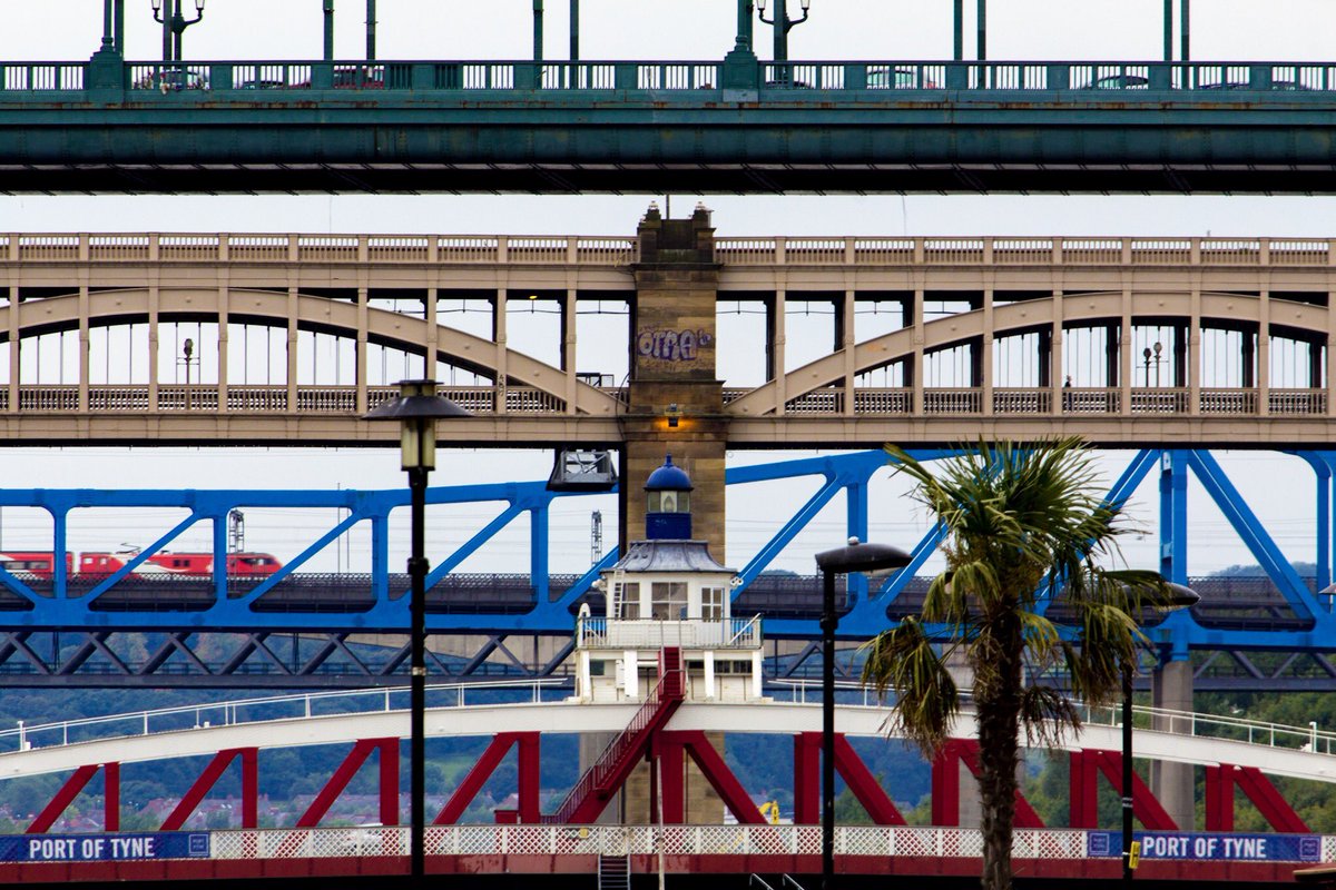 London - Newcastle train, bringing visitors to the most spectacular city in the U.K. <a href="/virgin_trainsec/">VTEC is now LNER</a> <a href="/Port_of_Tyne/">Port of Tyne</a> <a href="/NewcastleNE1/">Get Into Newcastle</a>
