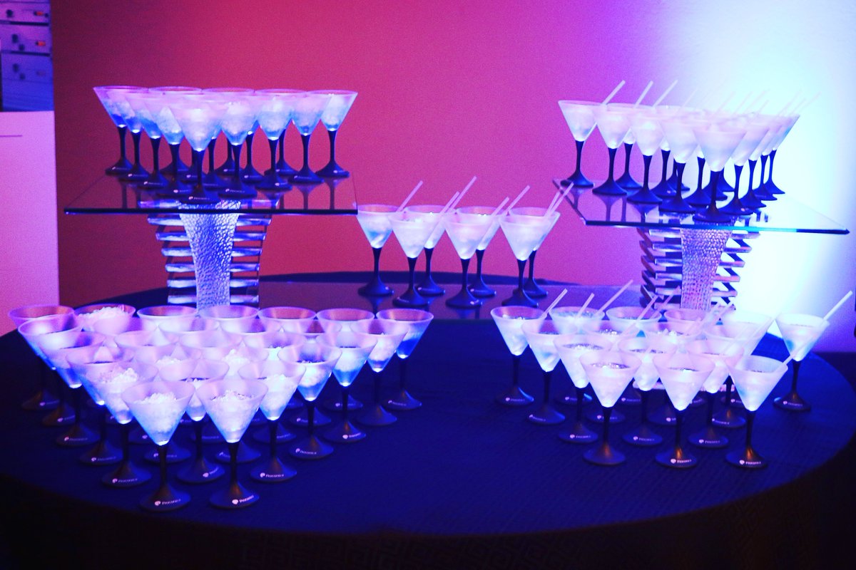 Proconics1's tweet photo. Sponsored #welcome drinks @ #saimc gala event @ #monticasino #proconics #brilliant #lightglasses #brite https://t.co/WsfszbnT6R