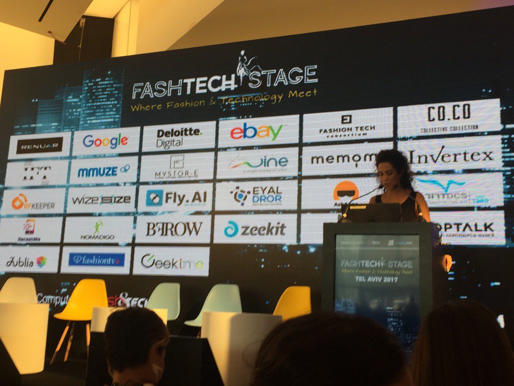 Zia Daniell Wigder tweet media