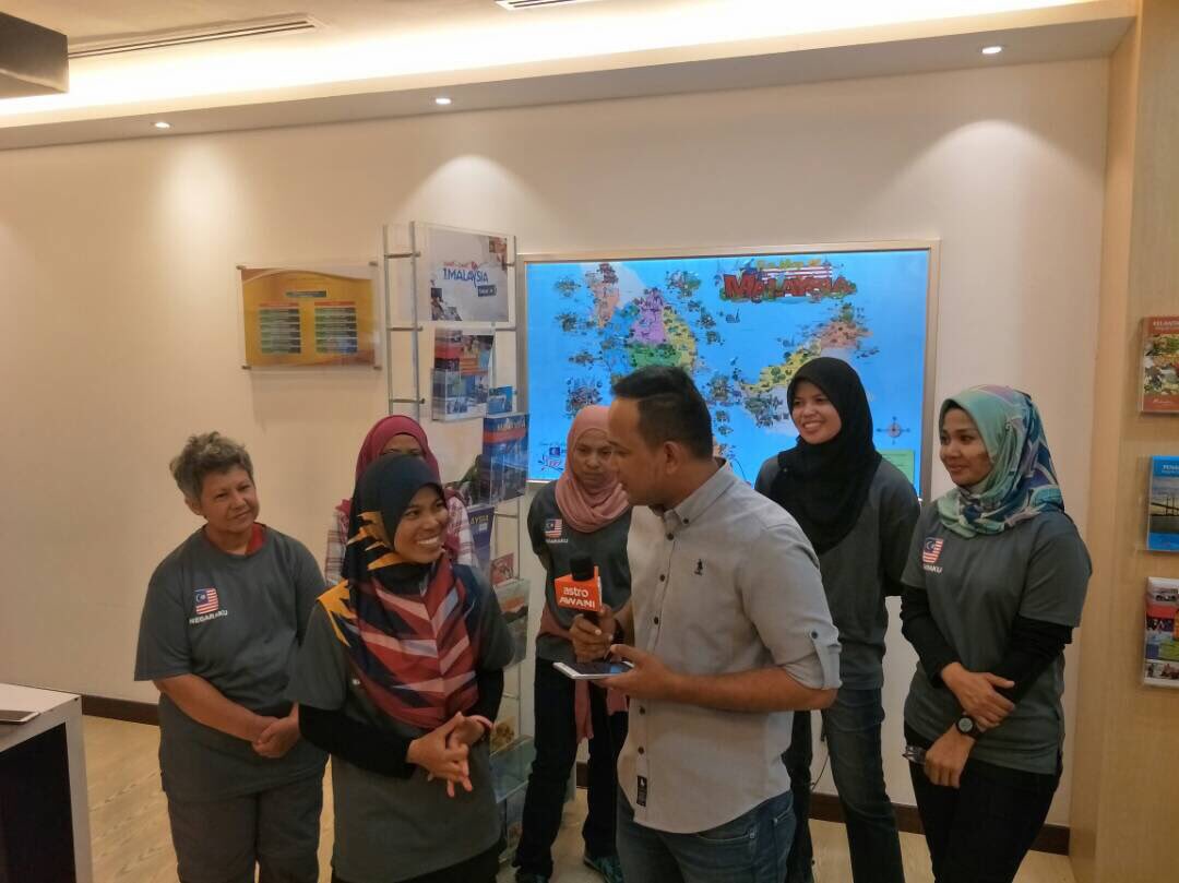 KembaraNegara's tweet photo. Temubual khas #KembaraSrikandiPrihatin @my_negaraku dengan @501Awani
#Merdeka60
#ClimbForCharity
#MakingLifeAnAdventure https://t.co/poxLV8IeoP