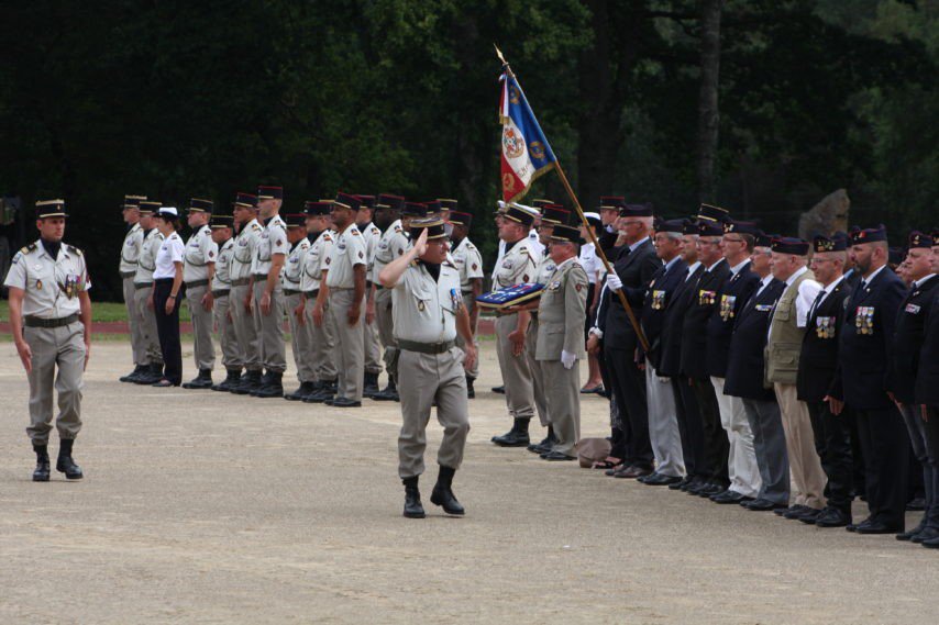 08bazeilles's tweet image. #11eRAMa de Saint-Aubin ont célébré les fêtes de #Bazeilles via actu.fr/bretagne/saint…  #Troupesdemarine⚓️