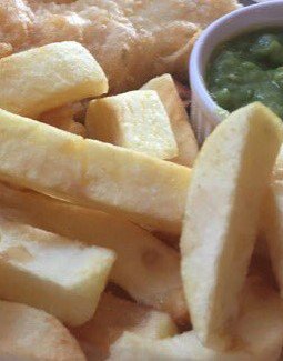 burtonrdchippy's tweet photo. #TuesdayThoughts It's #glutenfree Tuesday #fishandchips https://t.co/jtYQIRgFEt