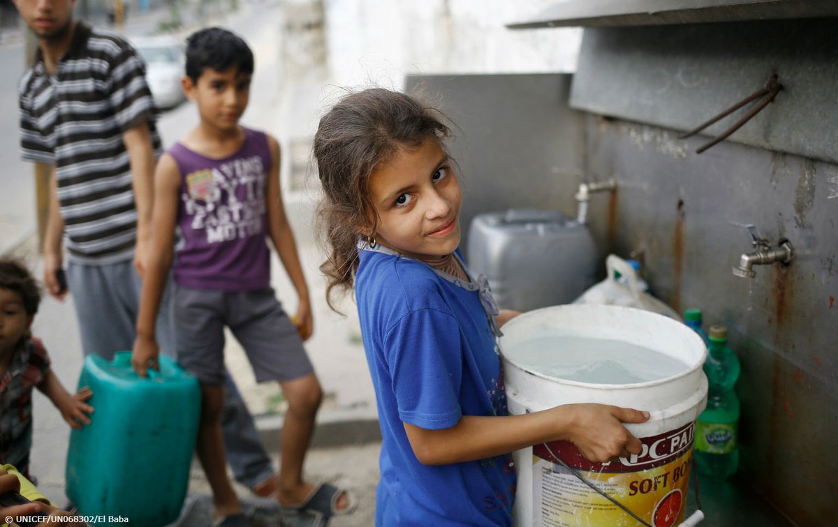 No child should have to dream of ‘clean water’ 

Unfortunately in #Gaza, they do: uni.cf/2iMwiBh