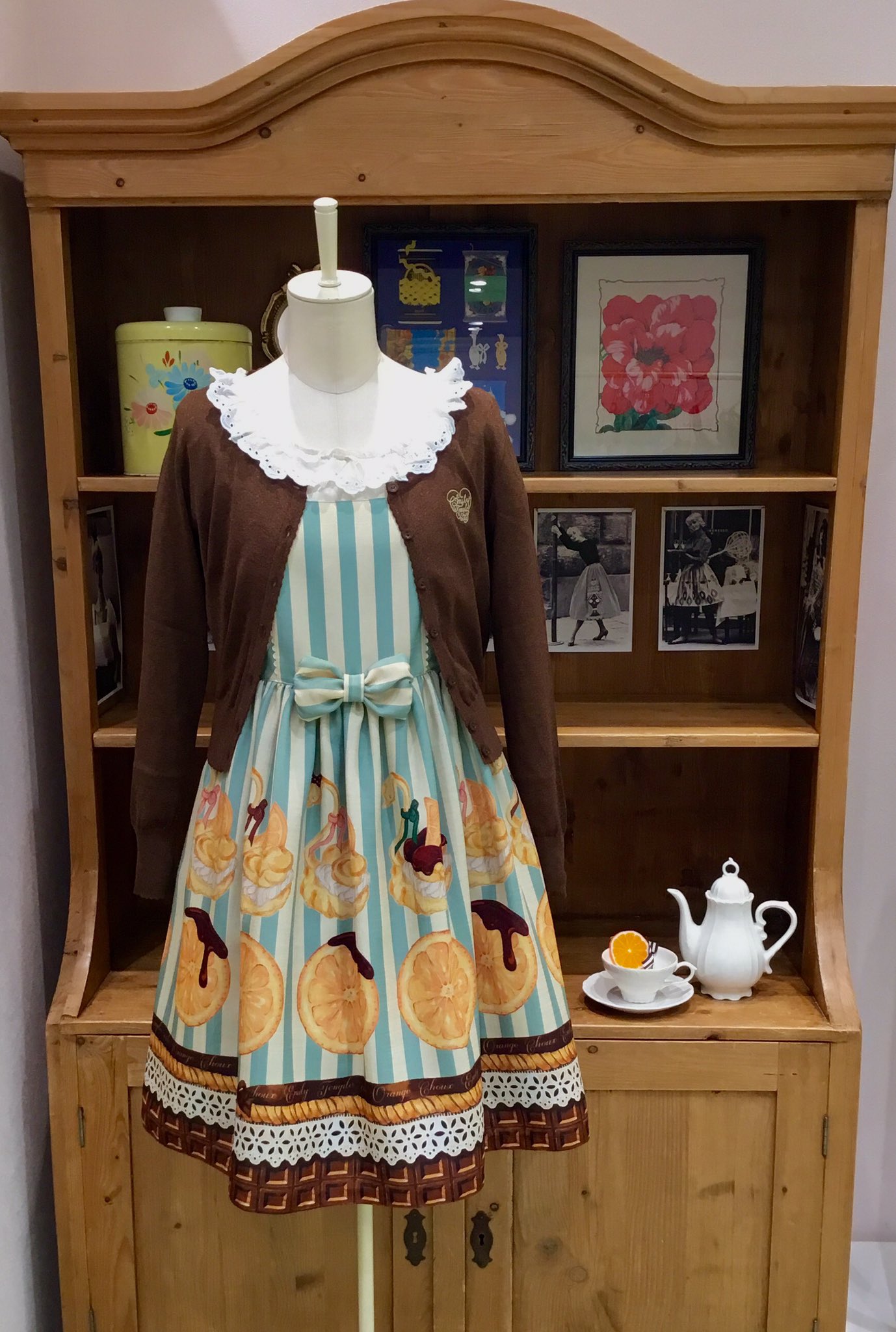 ファッション Emily Temple Cute オレンジスワンシュー ワンピース