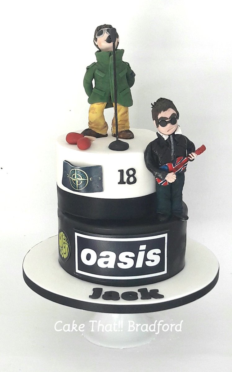 cakethatbfd's tweet photo. Happy 18th Birthday to Jack x @liamgallagher @oasis @NoelGallagher @PeteStanworth  #oasiscake #handmadefigures #alledible #stoneisland https://t.co/uXQhhLhIt6