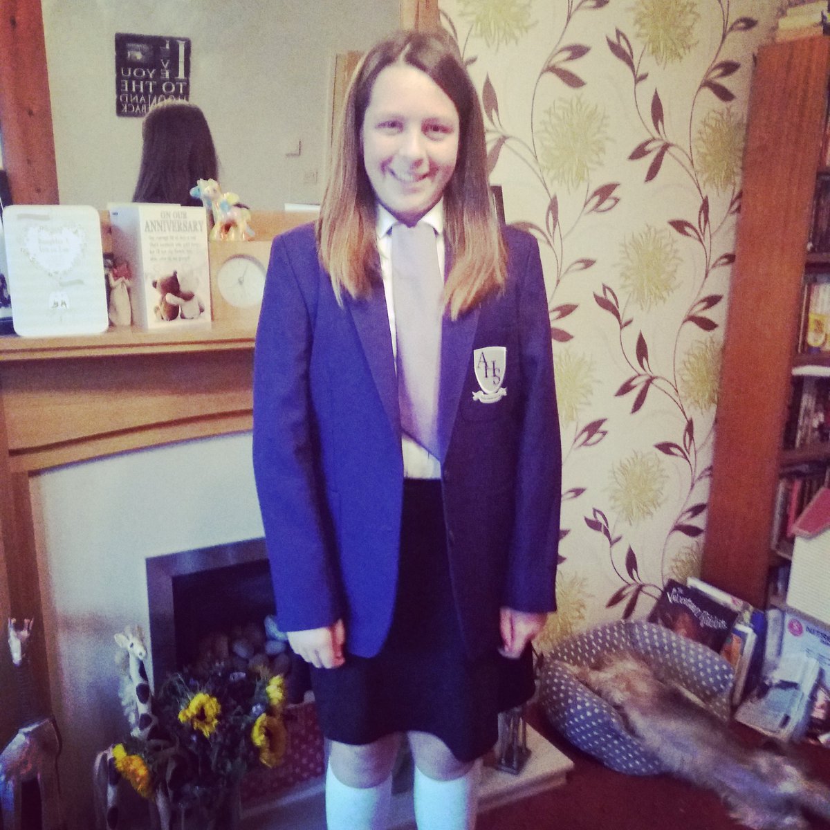 mrsc09's tweet photo. And she's off to high school! #obligatoryfirstdaypic #Aldersleyhighschool https://t.co/nSABPUzfiC