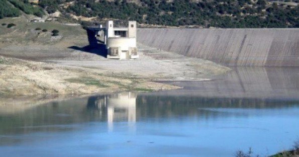 Siccità, Coldiretti Puglia: 89mln di metri cubi d´acqua in meno #foggia teleblu.tv/foggia/107960/…