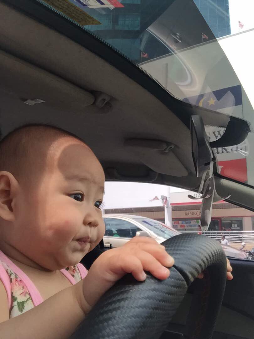 affise's tweet photo. 🤣🤣🤣🤣🤣🤣🤣🤣 pandai nak drive https://t.co/woa8TnC48Z