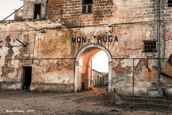 Gayly_Planet's tweet photo. Quella passione per i paesi abbandonati! Questa è #Monteruga in provincia di #Lecce: https://t.co/NzPJSTtGDw #GaylyPlanet https://t.co/JgcCEJIsWw