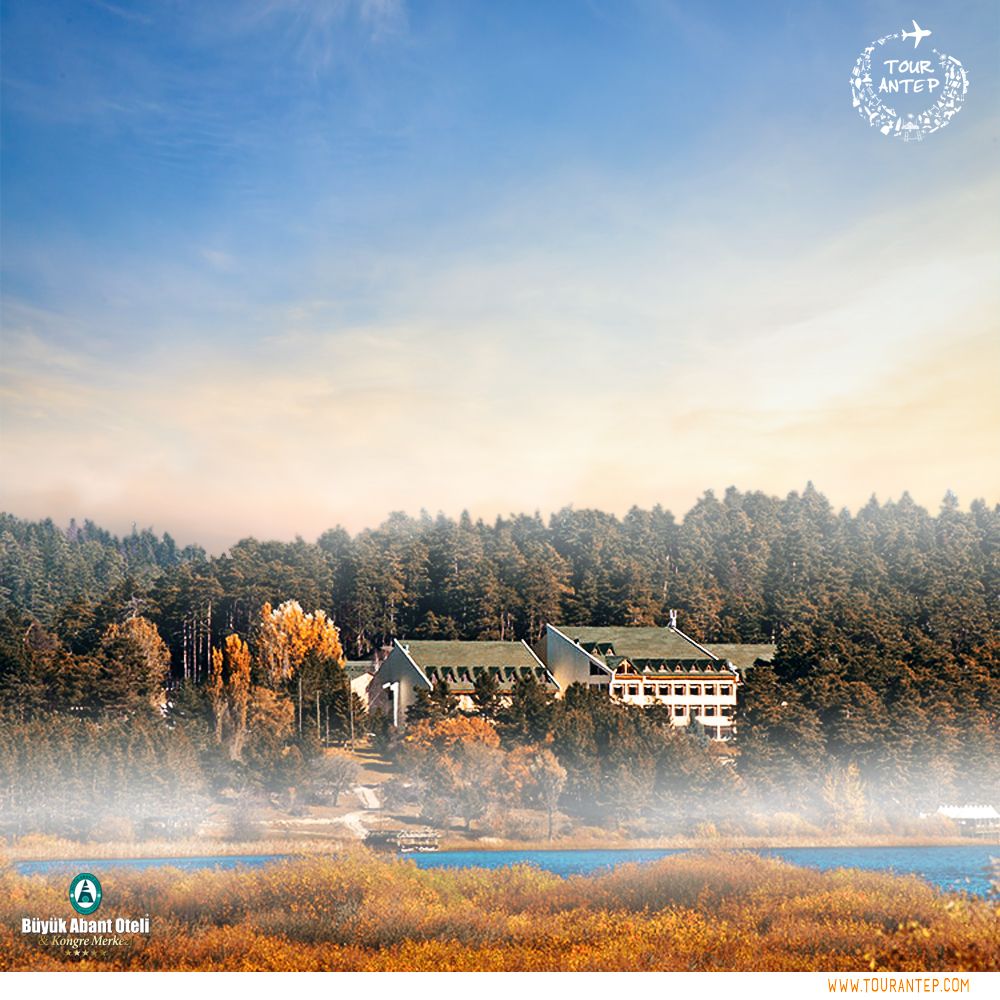 "Büyük Abant Oteli"nde sonbahar renklerini karşılamaya ne dersiniz? Detaylı bilgi ve rezervasyon için bizimle iletişime geçin! 0530 963 2300