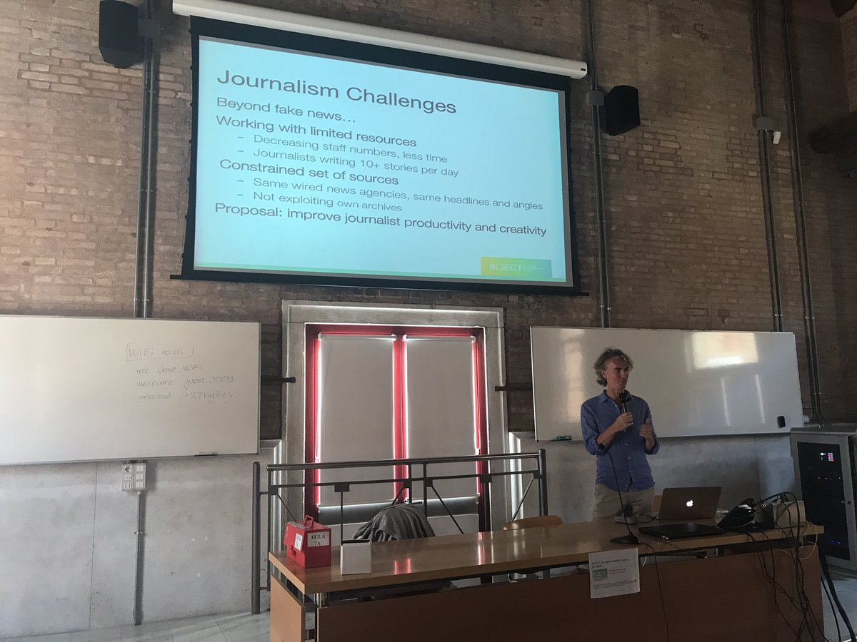 HacksHackersVE's tweet photo. There we go! @NeilMaiden is presenting the EU project @inject_en to #journalists @DeptManagement @CaFoscari https://t.co/ShYAyfVIRH