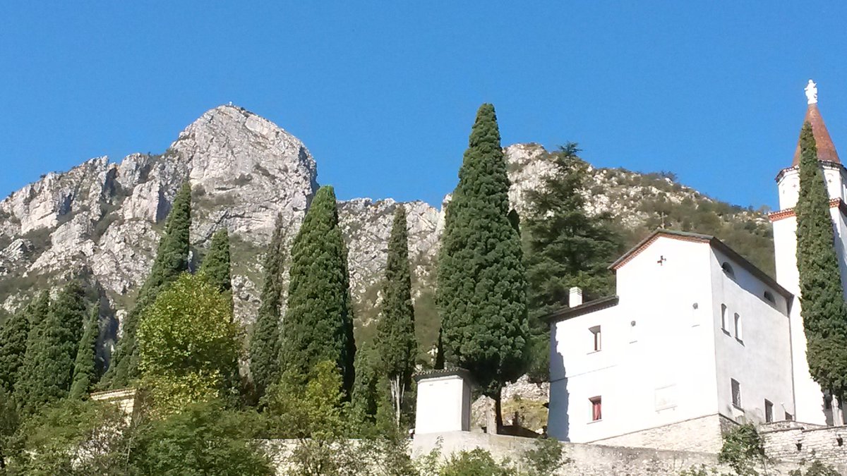 MassimoGrillo63's tweet photo. Oggi #CornoBirone per la via Dario e William #worldisnotaperfectsphere https://t.co/FMjBfSIcMD
