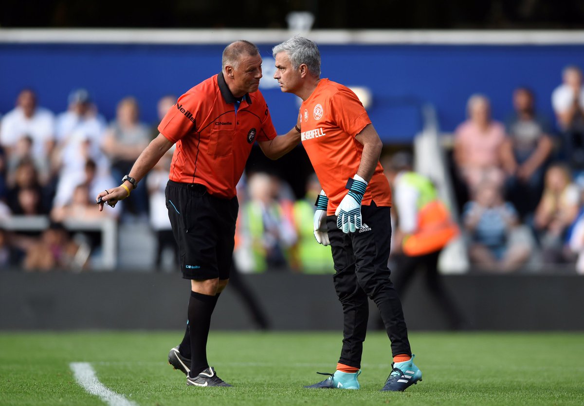 RefereeHalsey's tweet photo. Just telling Jose he deserved his caution @QPRFC #Game4Grenfall 😂😂😂 https://t.co/W8E3Gr9JEl