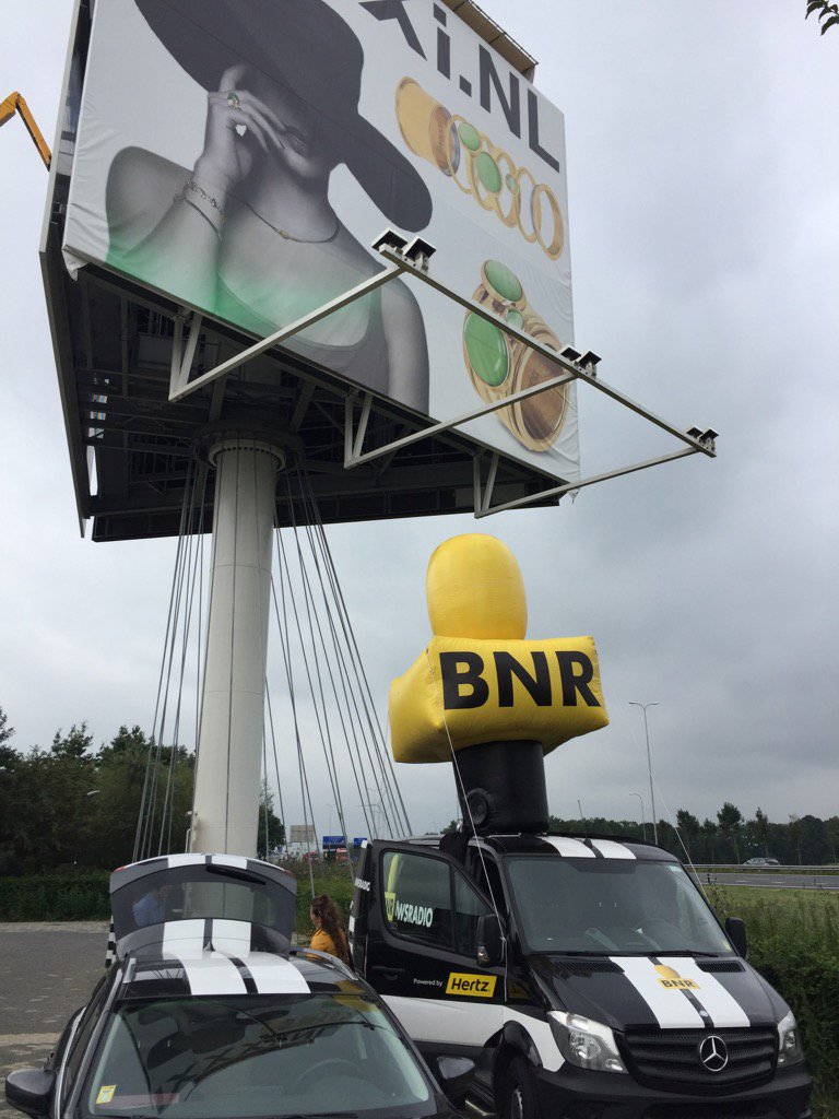 Aan het werk naast de A 27 bij Houten. BNR Mobility Week. Vanaf 1200 uur!