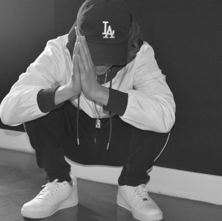 FlooddWaterss's tweet photo. Be sure to check out his single on soundcloud, it’s straight fire! 🔥🔥🔥

https://t.co/ytOS7MtsKM https://t.co/ElAvFv1igq