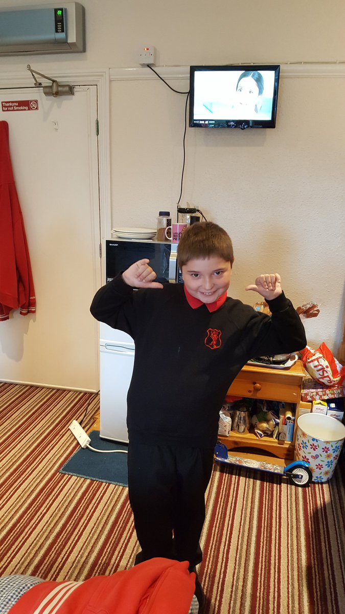 GemmaStimpson4's tweet photo. Can't believe ur in yr 6 #proudmummies #firstdayofschool  #lastyear https://t.co/2NNw1LBe6G