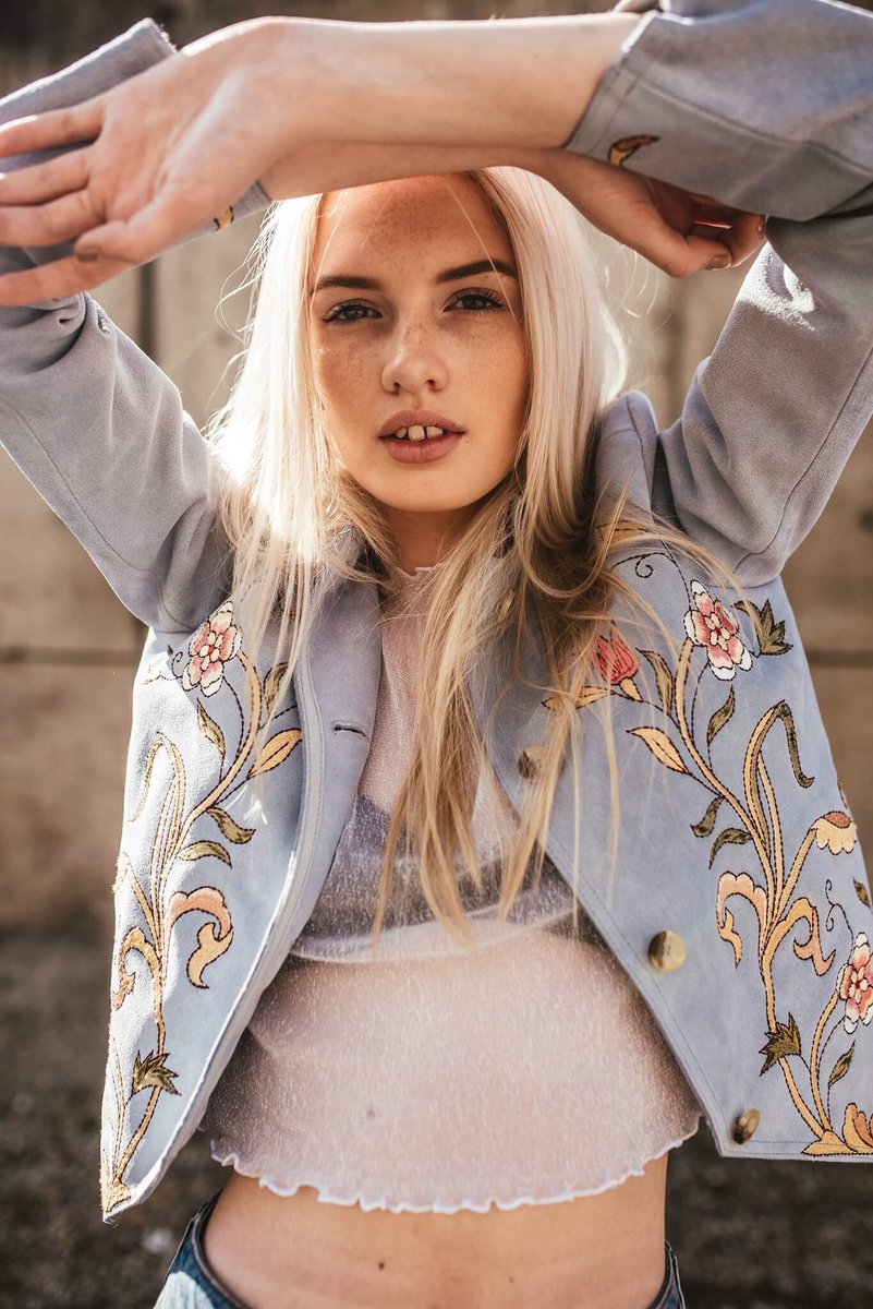 GGphotoofficial's tweet photo. Beautiful Rebecca of @Elite_London photographed by me , wearing @OlgaVilshenko #fashionphotography #ukmodels #vilshenko #elitelondon https://t.co/YlkFcZETtk