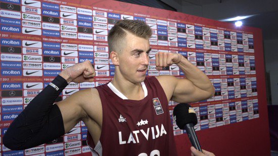Sportacentrs's tweet photo. VIDEO: Meiers: "Skatītāji daudz palīdzēja - izbaudīju katru gūto punktu!" #TrīsZvaigznes https://t.co/cpRywzqkJ2 https://t.co/OejRyRPW27