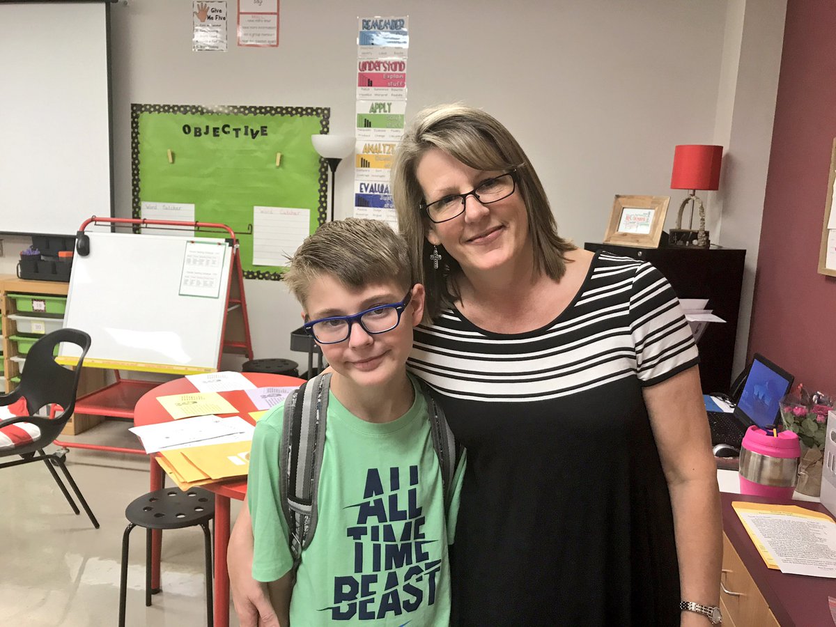 jschomb's tweet photo. @Teacherwroten #fouthgrade https://t.co/V48TE2Kk83
