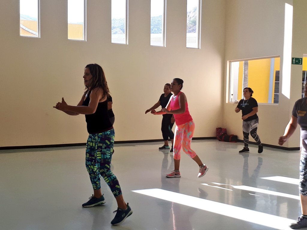 LaJaboneraTrc's tweet photo. Bailar es alegrar el alma y el cuerpo, por eso nuestras alumnas siempre tienen la mejor actitud y están llenas de alegría #YoSoyJabonera https://t.co/ICvxMraUH2