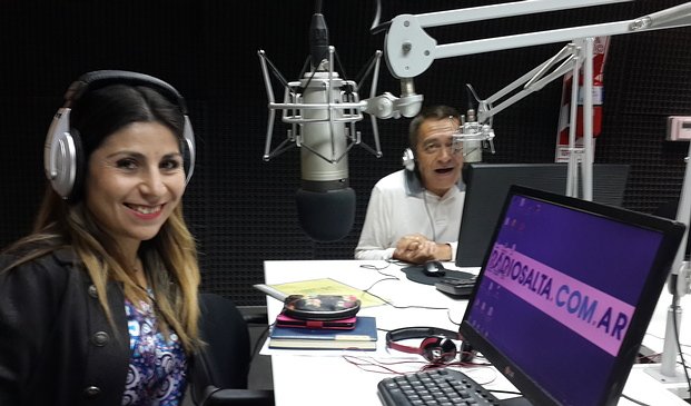 RadioSaltaAM840's tweet photo. Al aire por #RadioSalta y hasta las 13 #RutaLibre con #HugoDelgado @CristalPardo Opera #CocoGutiérrez Móviles @cocavaccari #JGonzález https://t.co/OhY8q2Ge3g
