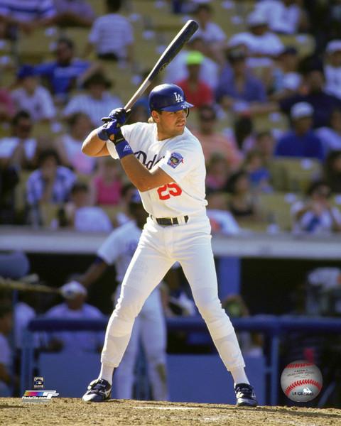 Happy 49th birthday to Hall of Fame catcher 