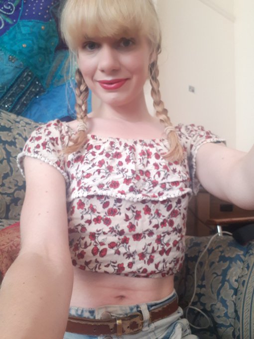 #nymphet 💋💋💋🍒🍓🌼🌷 https://t.co/9mg6yJXdyX<a href="/tag/nymphet"class="tags">#nymphet</a>